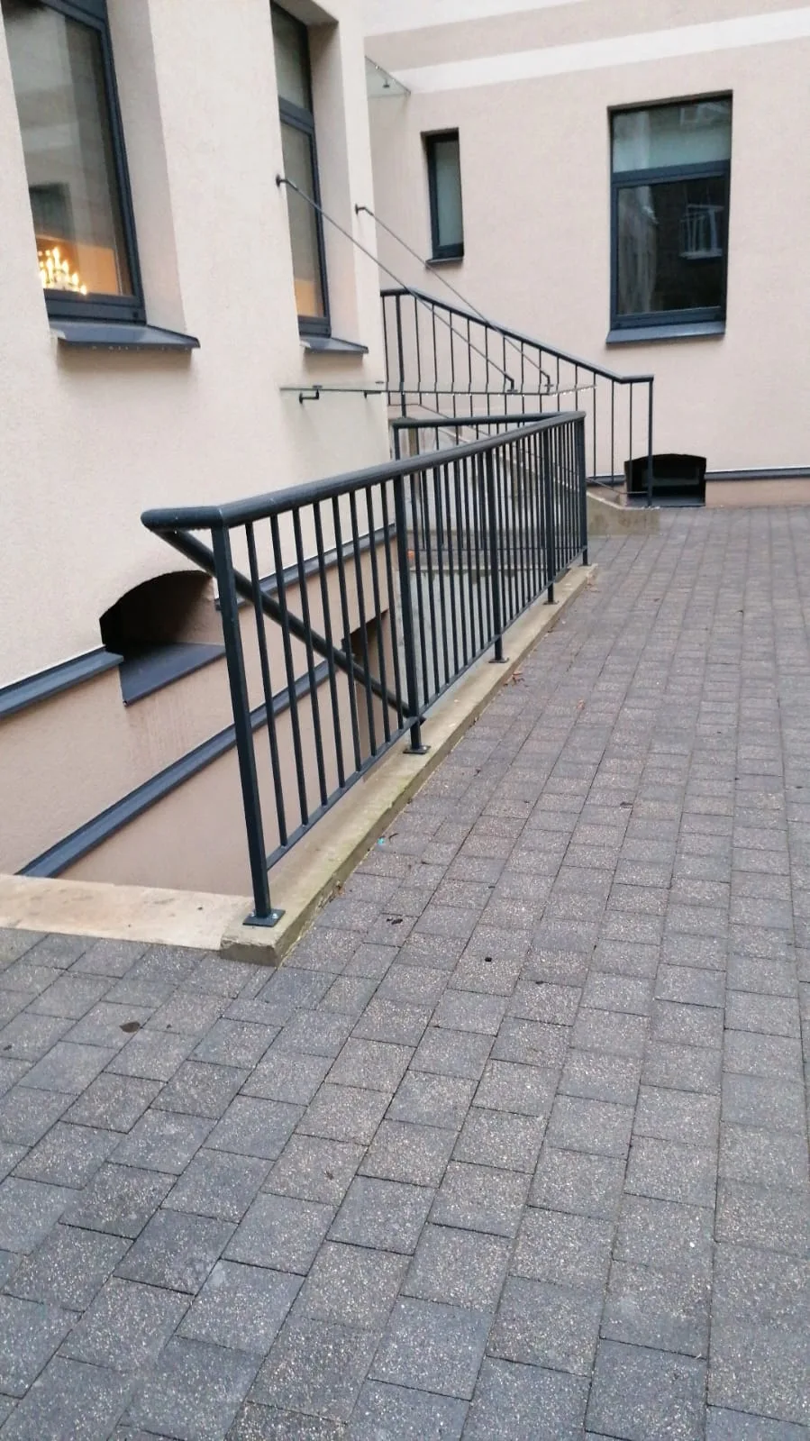 Trepju Un Balkonu Margas 24