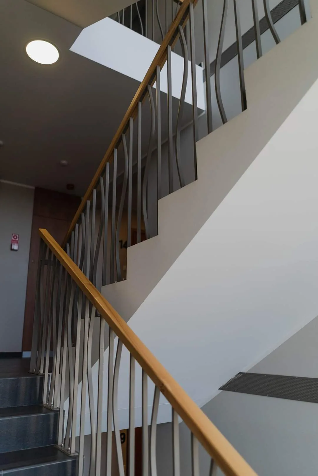 Trepju Un Balkonu Margas 34