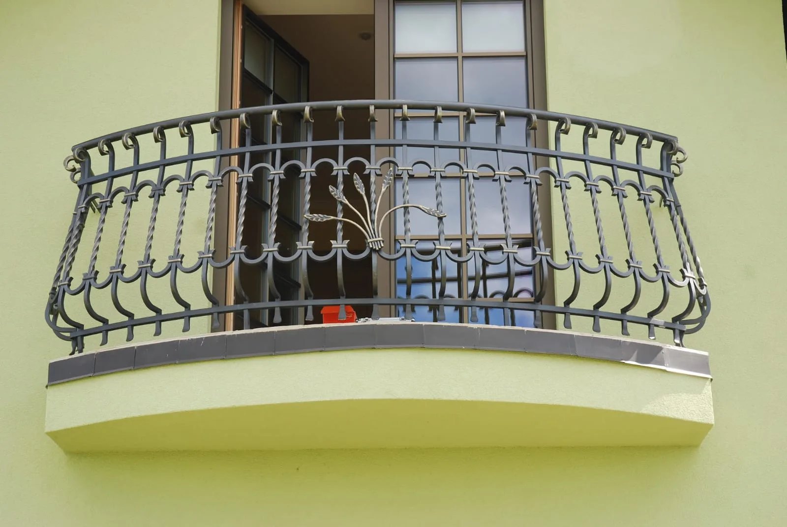 Trepju Un Balkonu Margas 61